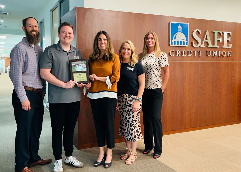 SAFE Business Development Manager Eric Grabin, United Way Resource Development Manager Nick Juanitas, SAFE Community Impact Manager Amanda Merz, United Way Resource Development Senior Director Stacy Wolfenberger and SAFE Chief Human Resources Officer Colleen Nerius.