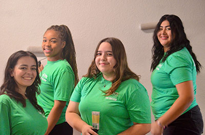 SAFE Credit Union Interns Sophia Chavez, Journee Dean, Danielle Yeater and Selena
Maya